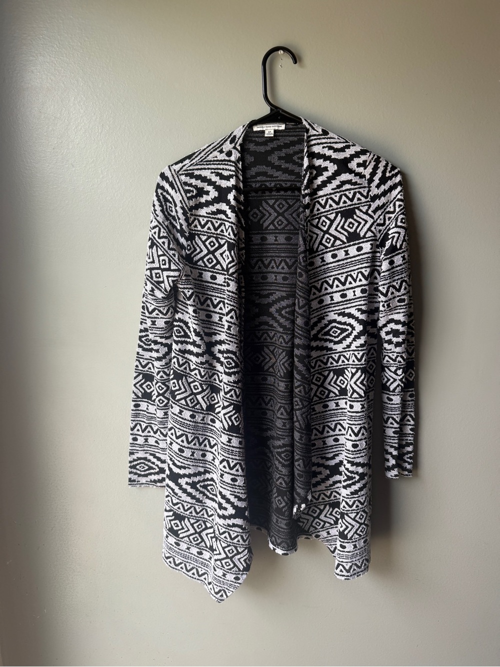 American Eagle Black White Aztec Open Front Cardigan Small